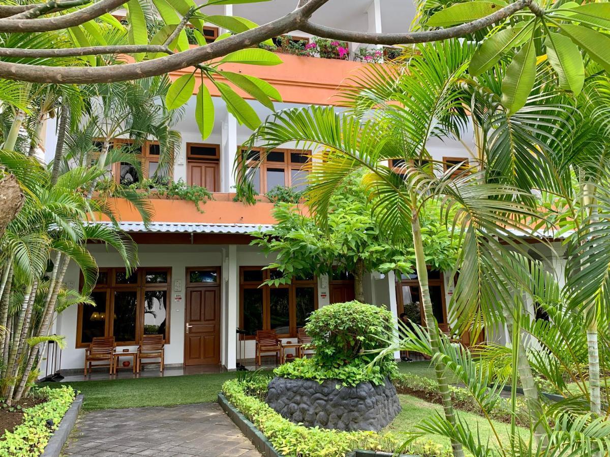 Febri'S Hotel & Spa Kuta  Exterior photo